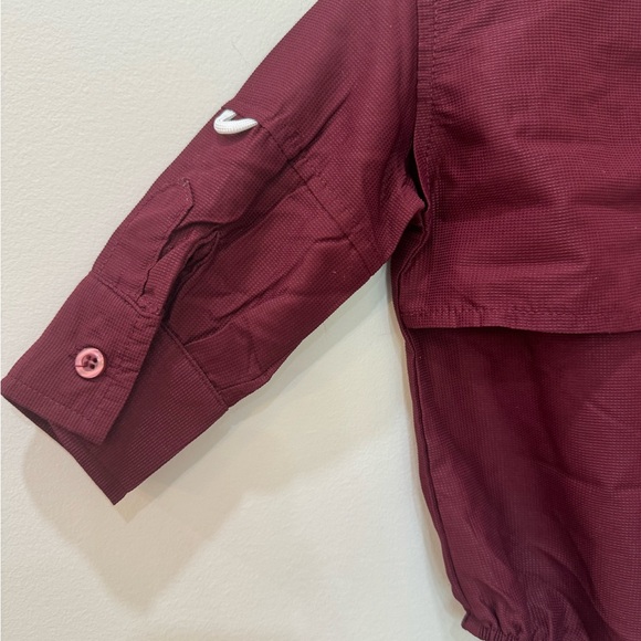 Bull Red
Baby Boys PFG Vented Fishing Shirt Button Up One Piece  maroon 6 months - Picture 6 of 8